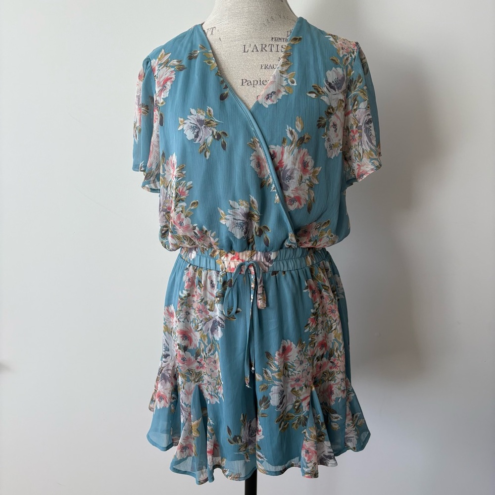 NWT Trixxi Clothing Company Floral Dress